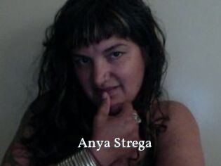 Anya_Strega