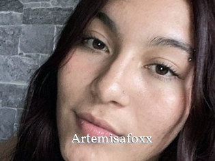 Artemisafoxx