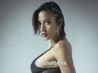 Brunette_xx