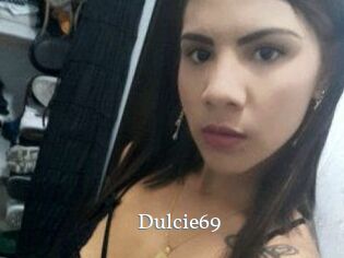 Dulcie_69