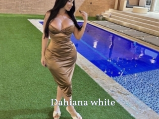 Dahiana_white