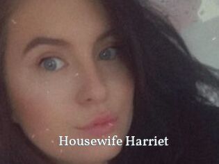 Housewife_Harriet