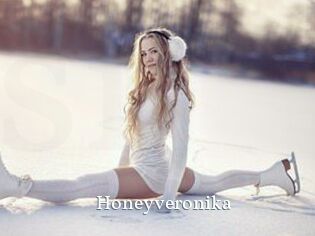 Honeyveronika