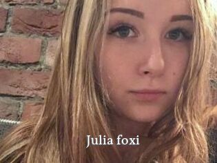 Julia_foxi