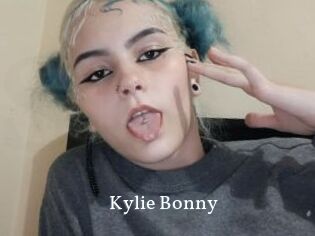 Kylie_Bonny