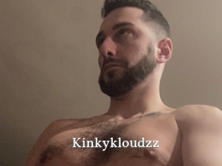 Kinkykloudzz