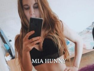 MIA_HUNNY