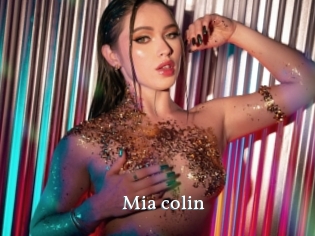 Mia_colin