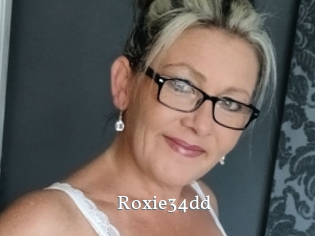 Roxie34dd