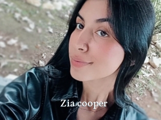 Zia_cooper